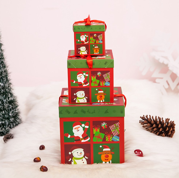 Christmas Gift Boxes with Lids in Assorted Designs